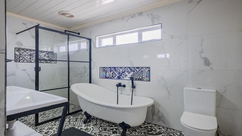 4 Bedroom Property for Sale in Uitsig Western Cape